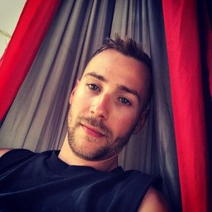 Meet your Posher, Devin